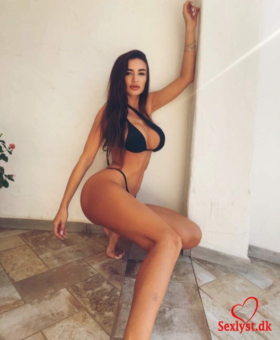 
					LAST DAYHello guys im Emma new in this country Accept mobilepay i am a verry beautiful women with a verry ass and hot pussyi can be your favourite pleasure and i can give you more then you can think ever .. im the best in what i do and i wait you to see this things to enjoy the time together in my very nice place ..Call me and you can see a best things ever and a verry hot girl kisses and i wait your callMe place or your Service Sex without 69FootfetishBlowjopBody to body massageDeeptroatFinish on me titsSex many pozitionDominanceCuff\'sVibratorGagballStrapon small and bigWhipAnalMegafranch Superfranch Swallow Hard and soft dominationScat and urineCouple White partyEscort your place or me place Wee are 2 girlsWhatsap 004552738536LAST DAY
				