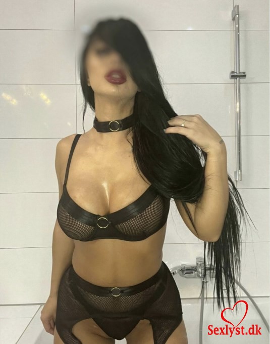 
					Hello guys!My name is Kassina and I am 24 years old.I present myself as a hot brunette, without inhibitions, who invites you to live an experience that every man deserves to have at least once.I am a beautiful and sensual girl who will satisfy your desire to feel good in a discreetly clean and unhurried intimate setting. I like the company of a gentle gentleman. Thanks to my friendly and attentive personality, you will have no problem relaxing and enjoying every second of this unique experience.Call me and I promise you unforgettable moments in my company.Gentlemens do not call for incall please lets not waste our time , is only Escort services Payment can be made via Cash , Revolut or Mobilepay
				