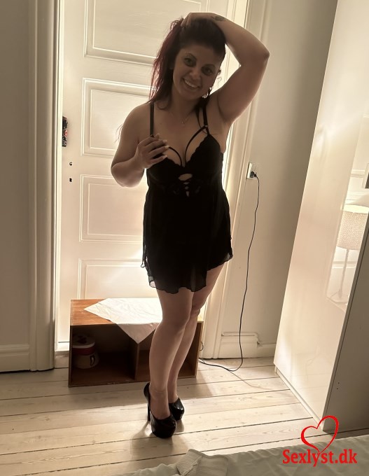 
					Hi guys im new in denmark for first time here call me for fun everything is possible with me im crazy for sex love to do it !!!!Im in vesterbro just call me  I speak turkey ???? 
				