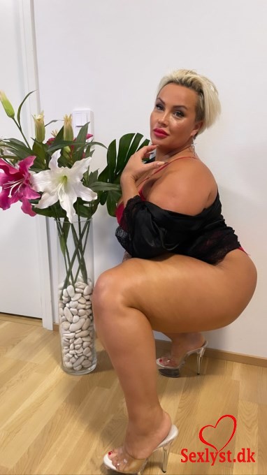 
					I am back in Denmarkhttps://fans.ly/SIMONEXXXp    !!!!   Read my review of a happy guy on eroguide !!!!https://www.eroguide.dk/forum/topic/144699-simone-bbw-fantastisk-oplevelse/?tab=comments#comment-1333792 BBW Up chubby girl next door GFE  with Adorable Face & and Sinful Body & Super Sloppy Blow Jobs and Endless Curves Huge Ass :-))If im not there and you already miss me im here https://fans.ly/SIMONEXXX?? I am Fully Vaccinated ??I\'m a Beautiful Blonde with piercing blue eyes, naturally pretty, and 5\'6 tall. I\'m a nice big BBW size of 20 with a lovely  bottom and Large Breasts I have silky soft white skin and a smooth shaven pussy ????I am the PERFECT LOVER for you We all deserve some naughtiness in these troubled covid times so cum and play with me! 100% real photos ????I\'m Always well dressed and well groomed looking my best.I offer a \'real\' experience and as such will not treat you like just another gentlemen. I am very genuine and discreet. I will do everything to accommodate all requests to ensure you leave with a big smile on your face! I have a really high sex drive and LOVE sex as I\'m sure you will see! I can also hold a goos conversation :)I am into most things as listed in my \'enjoys\'.... Sucking cock is my favourite....and I\'m good at it.....and can go as long as you can! You have been warned. I love the naughty GFE scenario and also things a little more rough and intense! If you have any specific fetishes or requests get in touch and I\'ll try my very best to ensure you get what you want ;)Call me Simone onI\'m a Beautiful blondwith piercing blue eyes, naturally pretty,  and 5\'6 tall. I\'m a nice big BBW size of 20 with a lovely fat bottom and Large Breasts I have silky soft white skin and a smooth shaven pussyI am the PERFECT LOVE TOY for you   We all deserve some naughtiness in these troubled covid times so cum and play with me!If you need some relax I am offering you my special tatra massage where I will be caress a your body with my hot body and with the my tender hands I will bring you to ecstasy.My Enjoy List- Anal- French- 15 Mins \