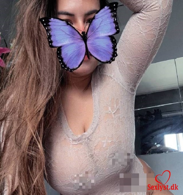 
					God og afslappede massage tilbydes!Jeg er en sde pige,God service s du fr bedste behandling.Vi har en flotte lokale som ligger I central vanlseBestil gerne tid Eller Kom forbi ,:)Tlf:+45 55242897
				