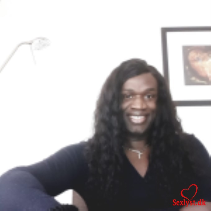 
					hi guys,i am super hot transblack from africa but live in geneva,my name is rebecca,i am very open for all you fantasie,i offer full,open for party,educated and very class,very dominant ,i love kiss,suck leck,and more,make me call for all information,i like party and prepare you party ,just let me know,i am very patient ,i take time whit you,,i have dominant materiel,latex ,heels, dildo ,women dress,i make soft and hard domination, my dick is 21cm to 5 ,i give you champagne if you want and caviar.......i have a lot of think to do whit you ,just come enjoy NB? not privat number , call for all information
				