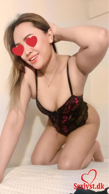 
					Hello guys!I will give you good service with massage and GFE Hope we meet and have a good fun time :)Full service sex with condomErotic massageB2B massageTantra massageblowjob,handjob,69,kiss,gfe and moreNo sex without!!No anal sex and No swallow!!30 minut 10001h 1500Only Cash Revolut and EuroOpen: 09:00-02:00Let contact and make appointmentLooking forward to see you
				