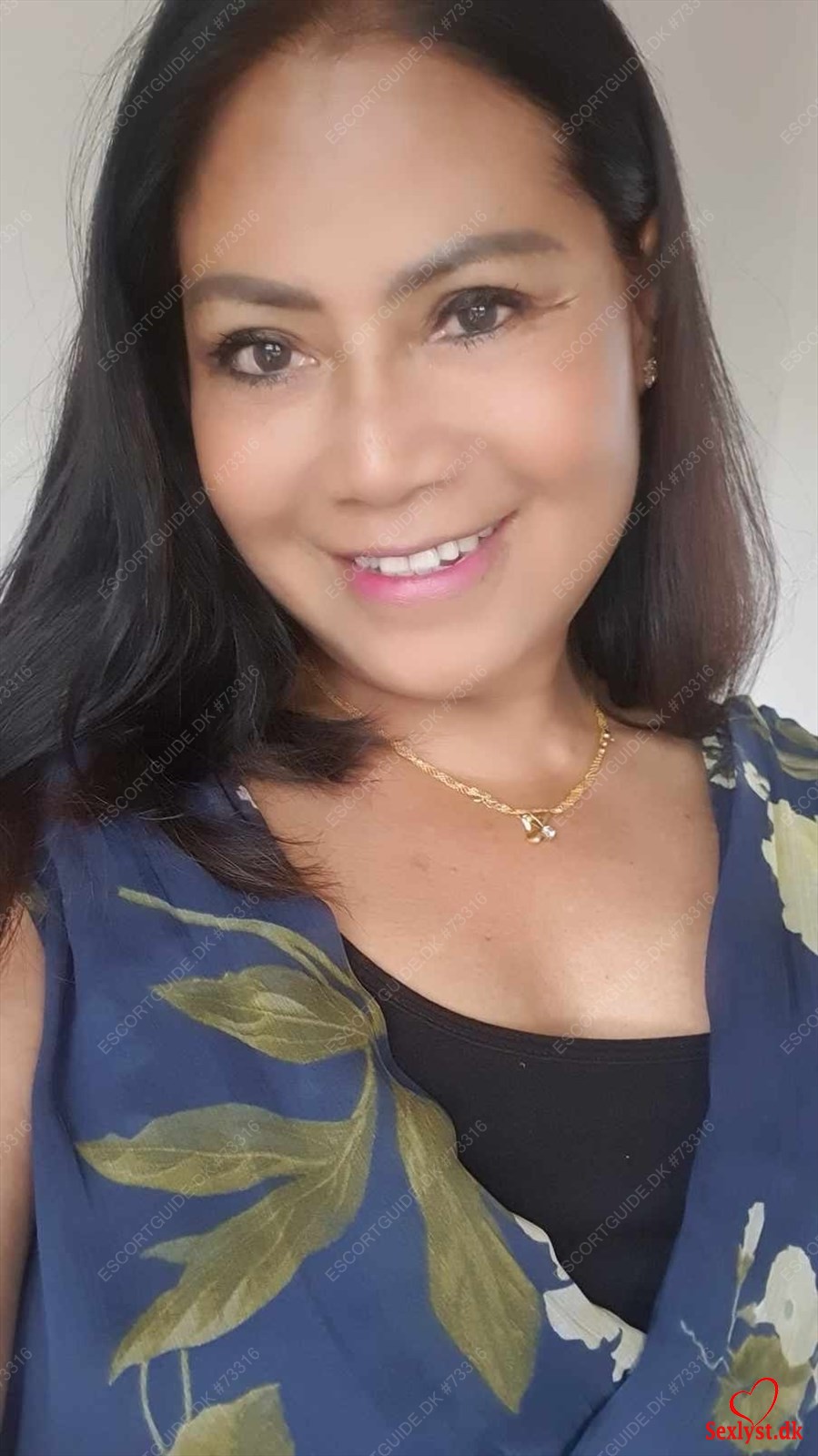 
					Thai massage.GOD MASSAGE60 minutter Pris 400 Kr.30 minutter massage pris 300 KrAben kl 09.00 - 18.00 mandag - fredagHenvendelse p tlf 25351332 kun SMS og vi svarer tilbage.Jeg mangler en pige til at hjlpe i butikken.S mangler du arbejde, vi har mange kunder I butikken, s send en sms og jeg kontakter dig.Mulighed for at overnatte her i en lejlighed.Nit.
				